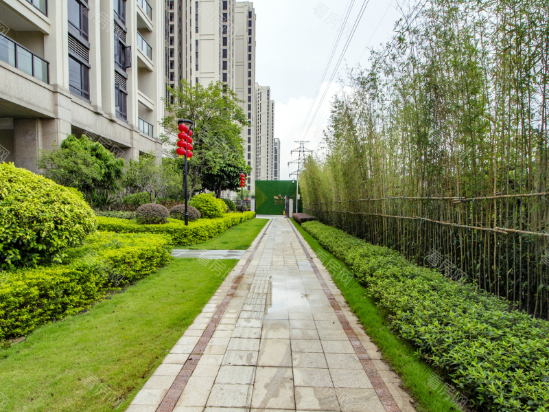 佛山怡翠尊堤小区信息图片7