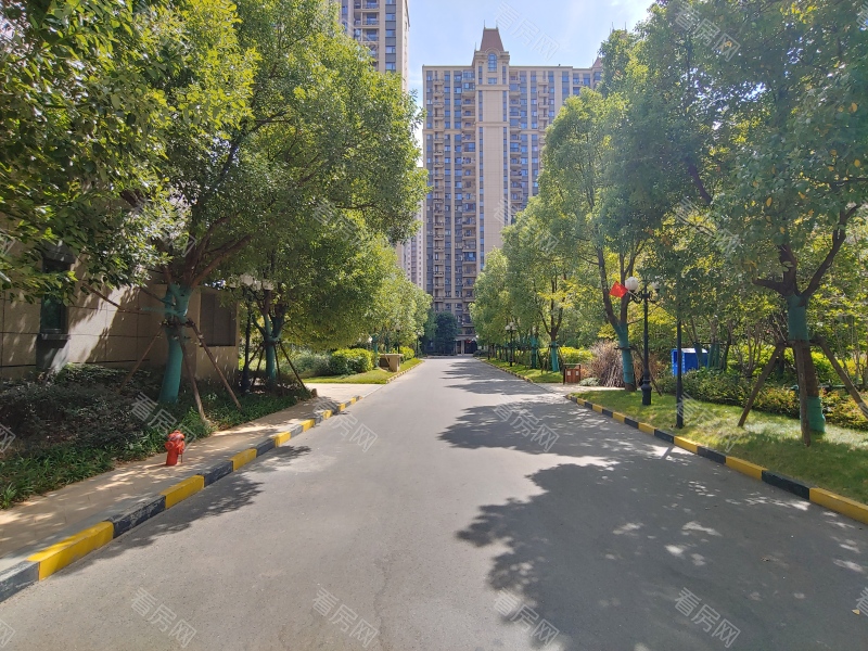 赣州恒大翡翠华庭小区信息图片6