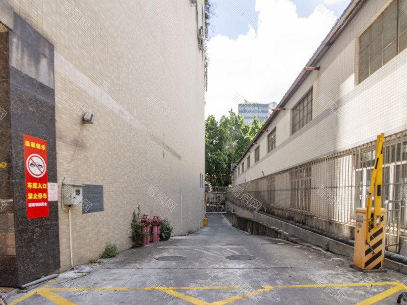 佛山御峰国际大厦小区信息图片4