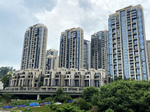 福田区 万泽云顶尚品一期2栋27D_深圳福田区梅林法拍房图片