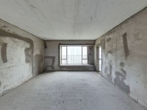 中恒海晖城 5室2厅 178.8㎡ 满五年 中恒海晖城 5室2厅 178.8㎡ 满五年佛山南海区狮山二手房图片