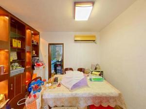 聚宝花园 罗湖莲塘103平5房仅售400万 聚宝花园 罗湖莲塘103平5房仅售400万深圳罗湖区莲塘二手房图片