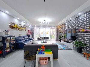 恒地悦山湖 4室2厅 168㎡ 满五年深圳龙岗区横岗二手房图片